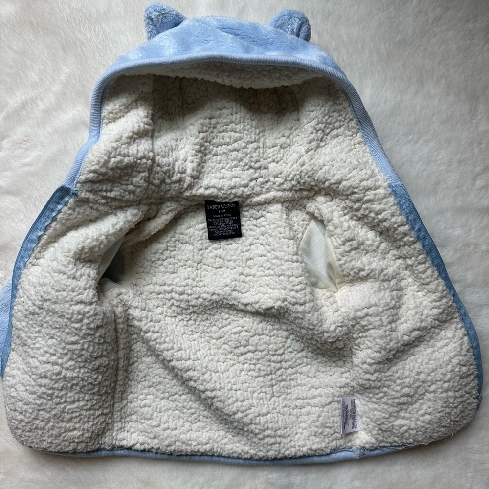 Baby Coat - Picture 2 of 2